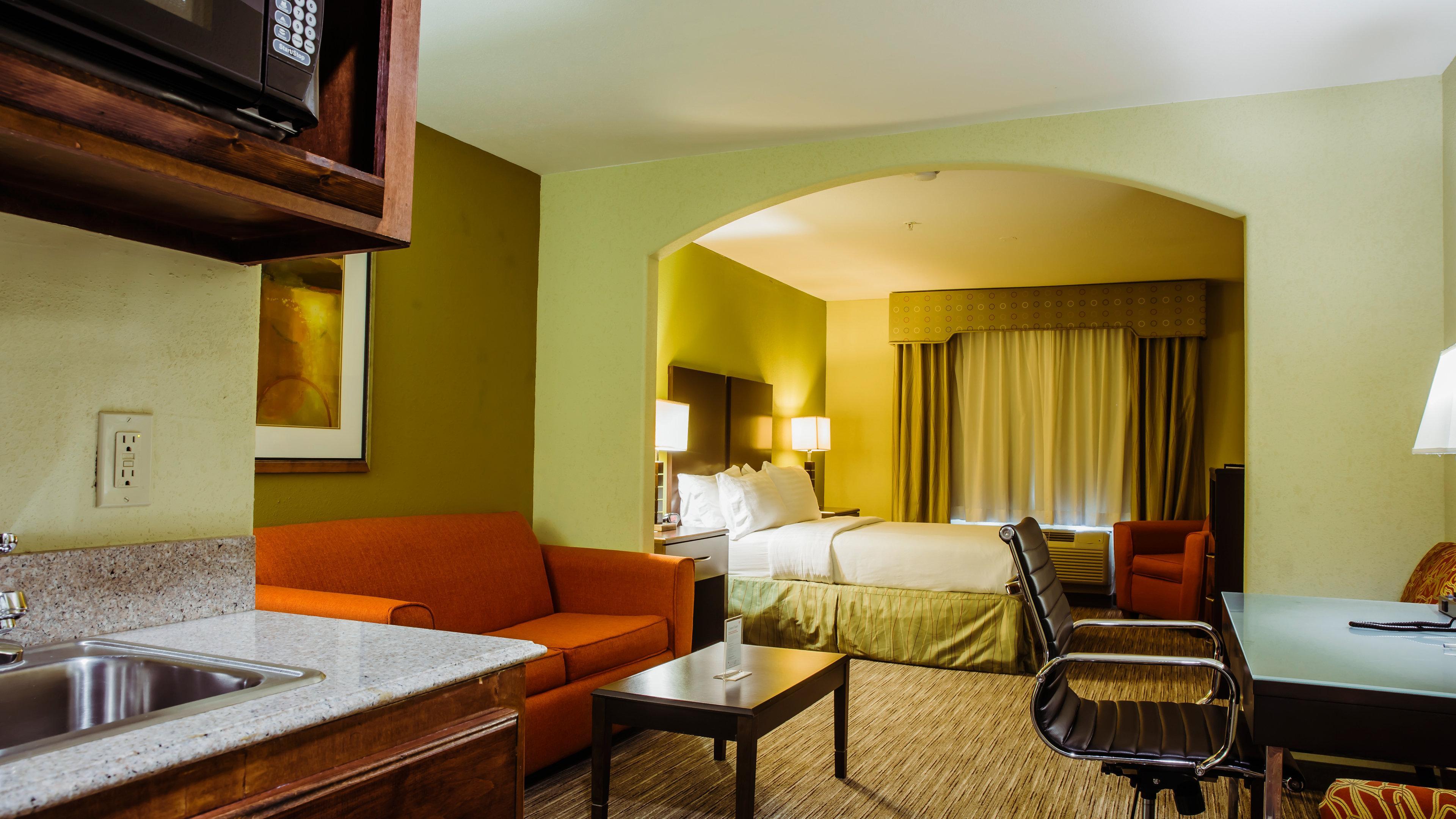 Holiday Inn Express Hotel & Suites Waller By Ihg Exterior photo