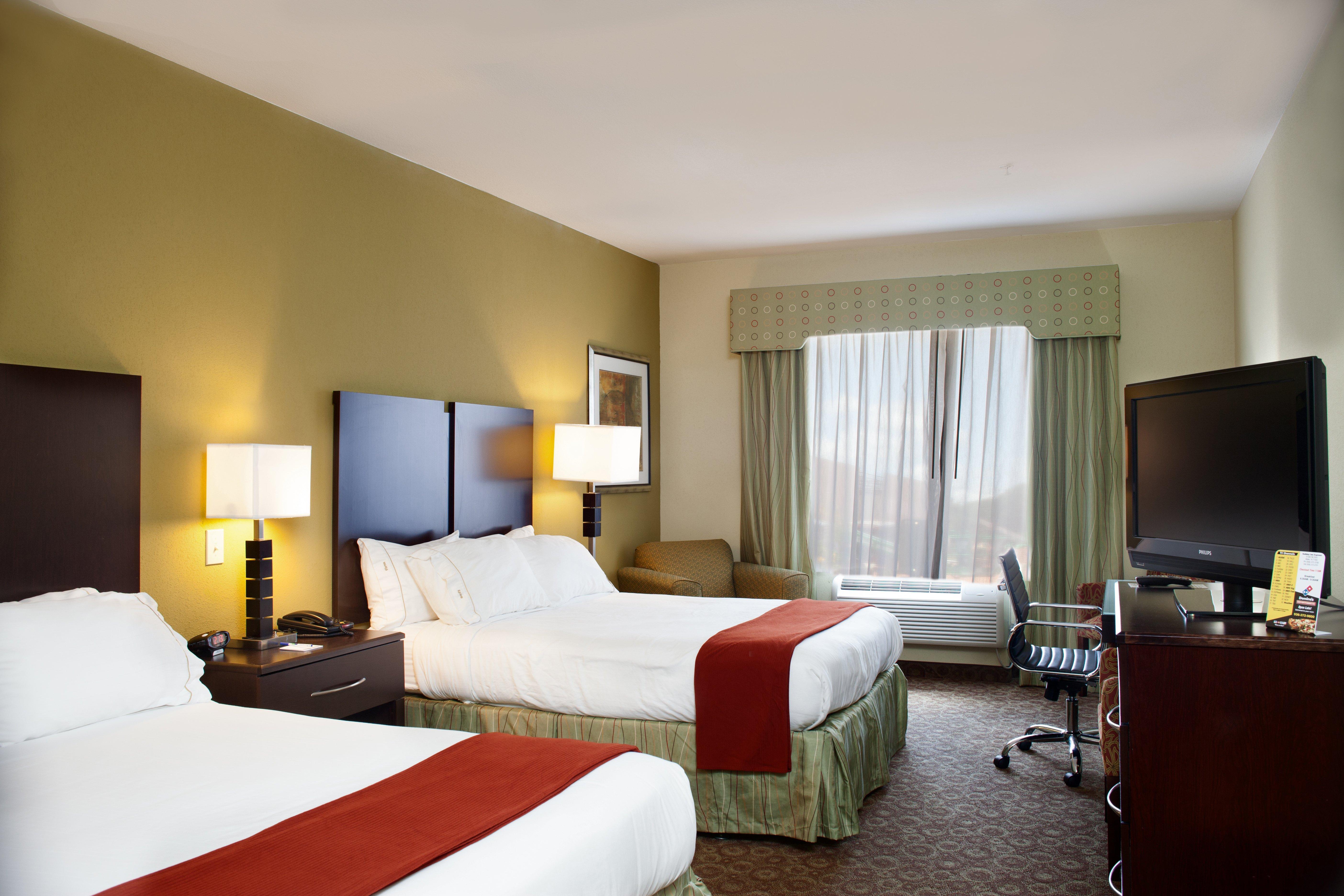 Holiday Inn Express Hotel & Suites Waller By Ihg Exterior photo