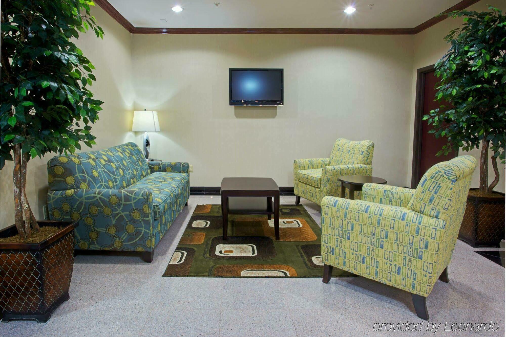 Holiday Inn Express Hotel & Suites Waller By Ihg Exterior photo